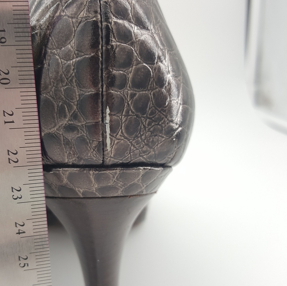 Cole Haan Nike Metallic Heels - Picture 5 of 7
